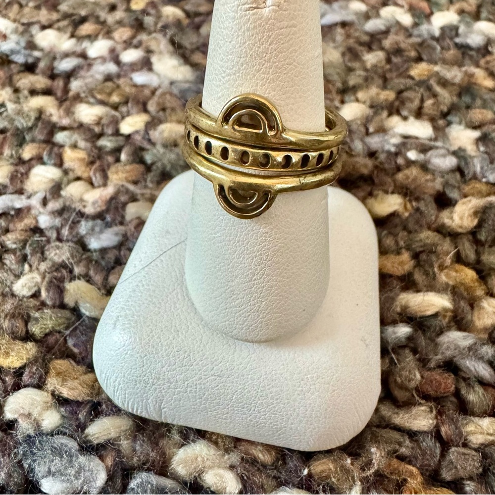 Elegant Gold-Tone Designer Ring